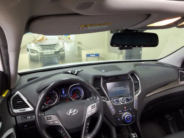 Замовити Hyundai Santa Fe. Авто під ключ з Кореї, Норвегії, США. Пригнати машину в Україну під замовлення