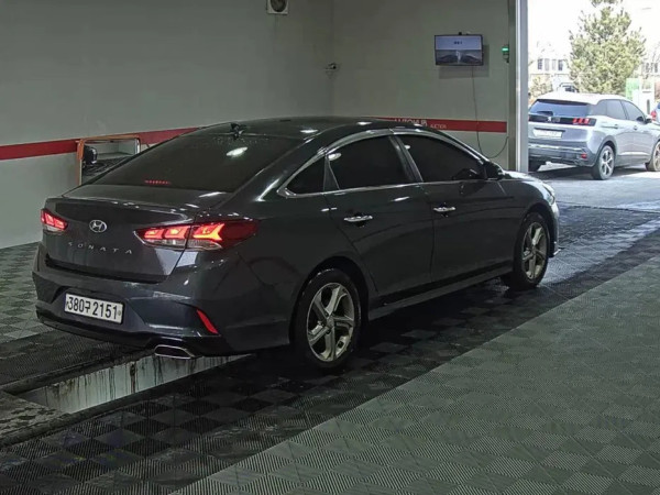 Замовити Hyundai Sonata New Rise 2.0 LPI. Авто під ключ з Кореї, Норвегії, США. Пригнати машину в Україну під замовлення