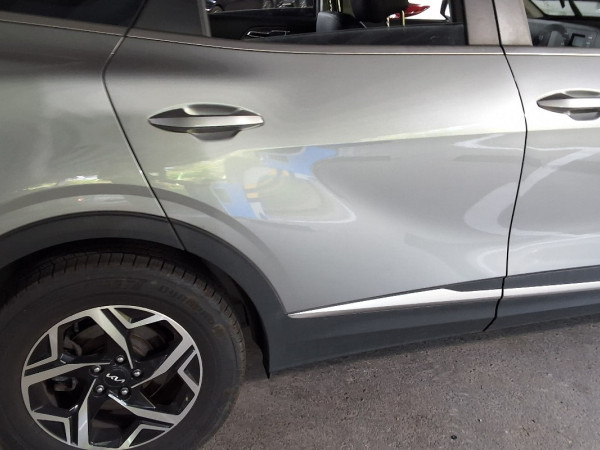 Замовити Kia Sportage 2WD Trendy. Авто під ключ з Кореї, Норвегії, США. Пригнати машину в Україну під замовлення