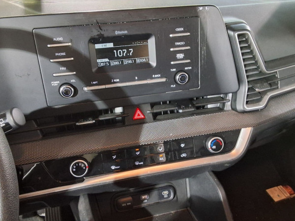 Замовити Kia Sportage 2WD Trendy. Авто під ключ з Кореї, Норвегії, США. Пригнати машину в Україну під замовлення