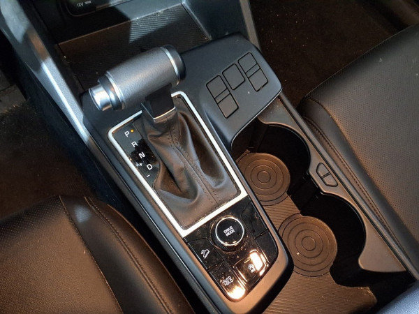 Замовити Kia Sportage 2WD Trendy. Авто під ключ з Кореї, Норвегії, США. Пригнати машину в Україну під замовлення