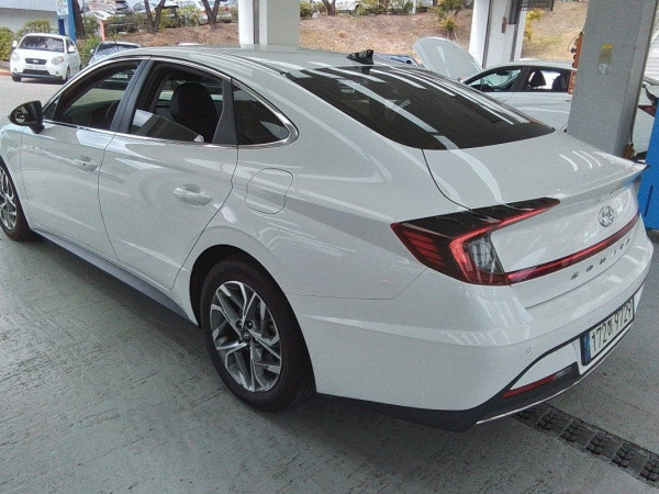 Замовити Hyundai Sonata DN. Авто під ключ з Кореї, Норвегії, США. Пригнати машину в Україну під замовлення