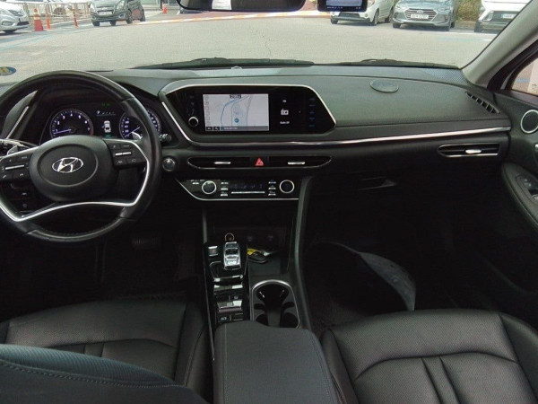 Замовити Hyundai Sonata DN. Авто під ключ з Кореї, Норвегії, США. Пригнати машину в Україну під замовлення