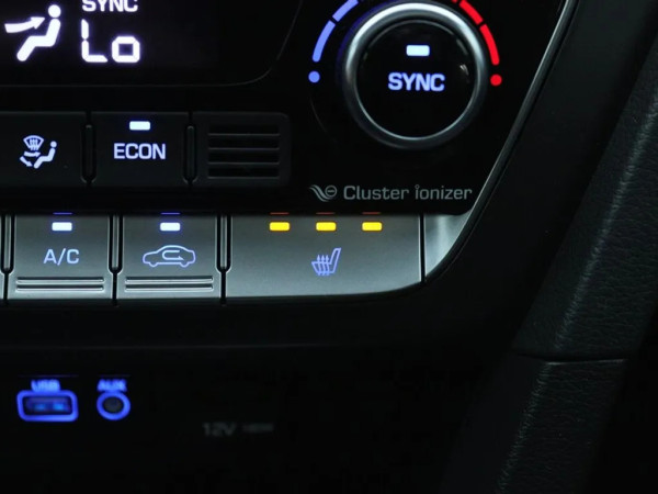 Замовити Hyundai Sonata New Rise Hybrid. Авто під ключ з Кореї, Норвегії, США. Пригнати машину в Україну під замовлення