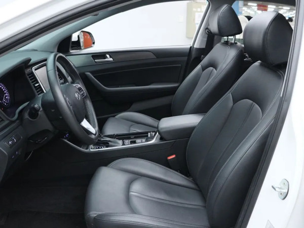 Замовити Hyundai Sonata New Rise Hybrid. Авто під ключ з Кореї, Норвегії, США. Пригнати машину в Україну під замовлення