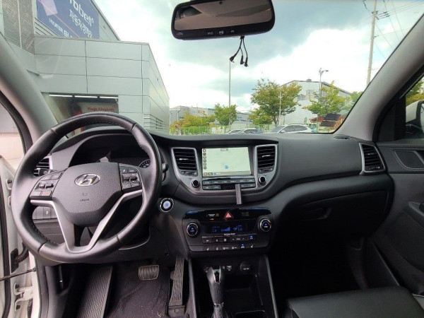 Замовити Hyundai Tucson. Авто під ключ з Кореї, Норвегії, США. Пригнати машину в Україну під замовлення